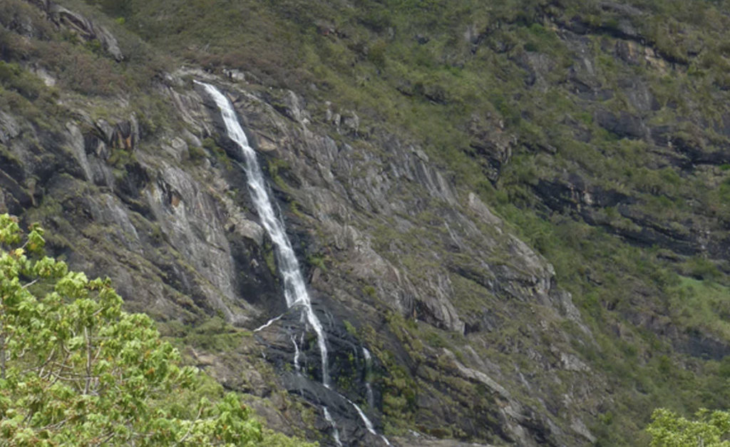 Rianbavy Waterfall
